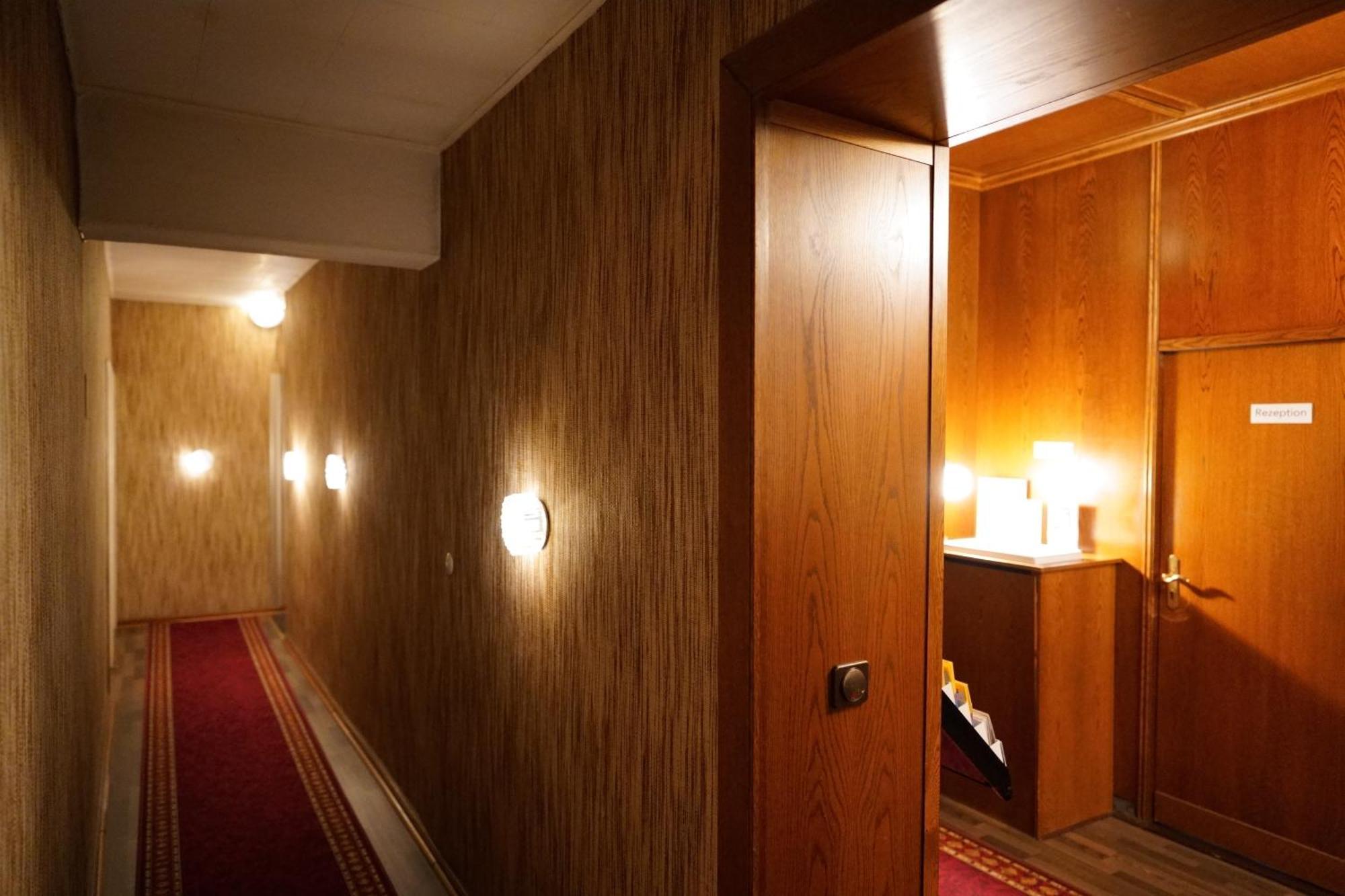 Hotel Pension Xantener Eck Берлін Екстер'єр фото
