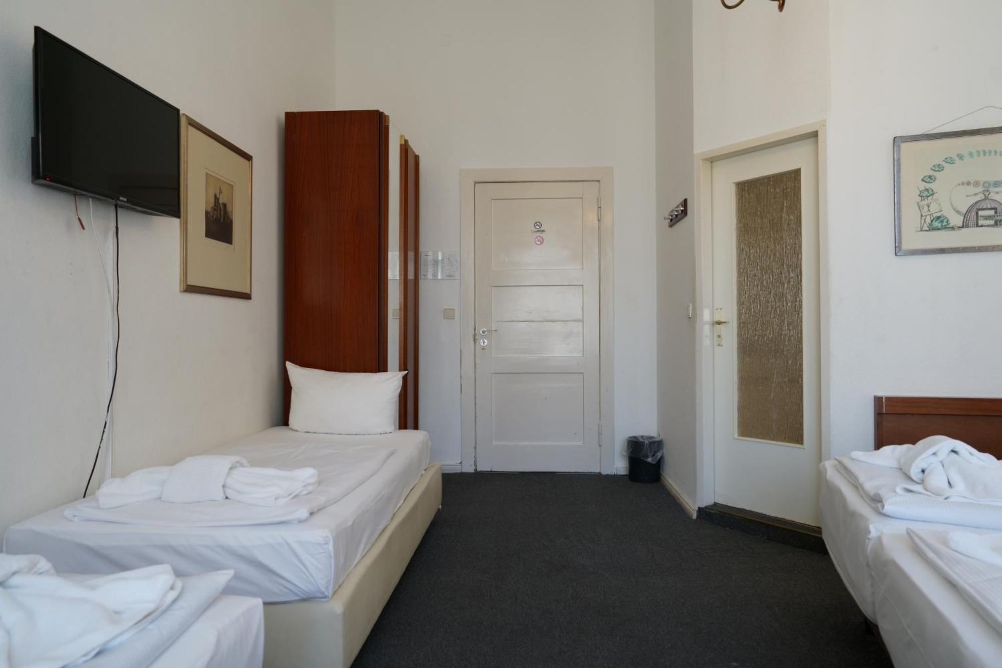 Hotel Pension Xantener Eck Берлін Екстер'єр фото
