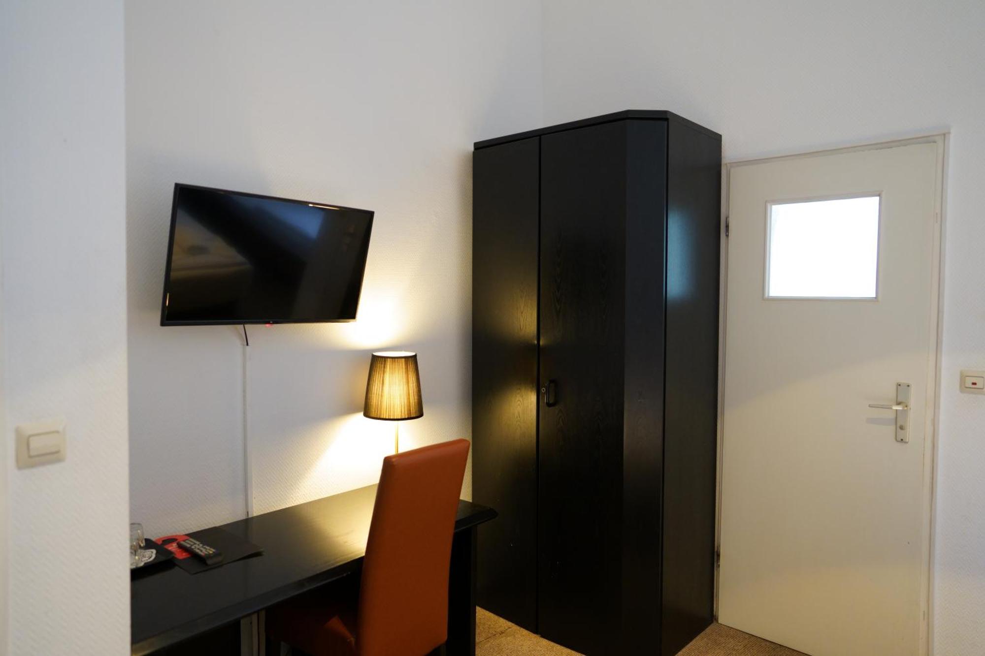 Hotel Pension Xantener Eck Берлін Екстер'єр фото