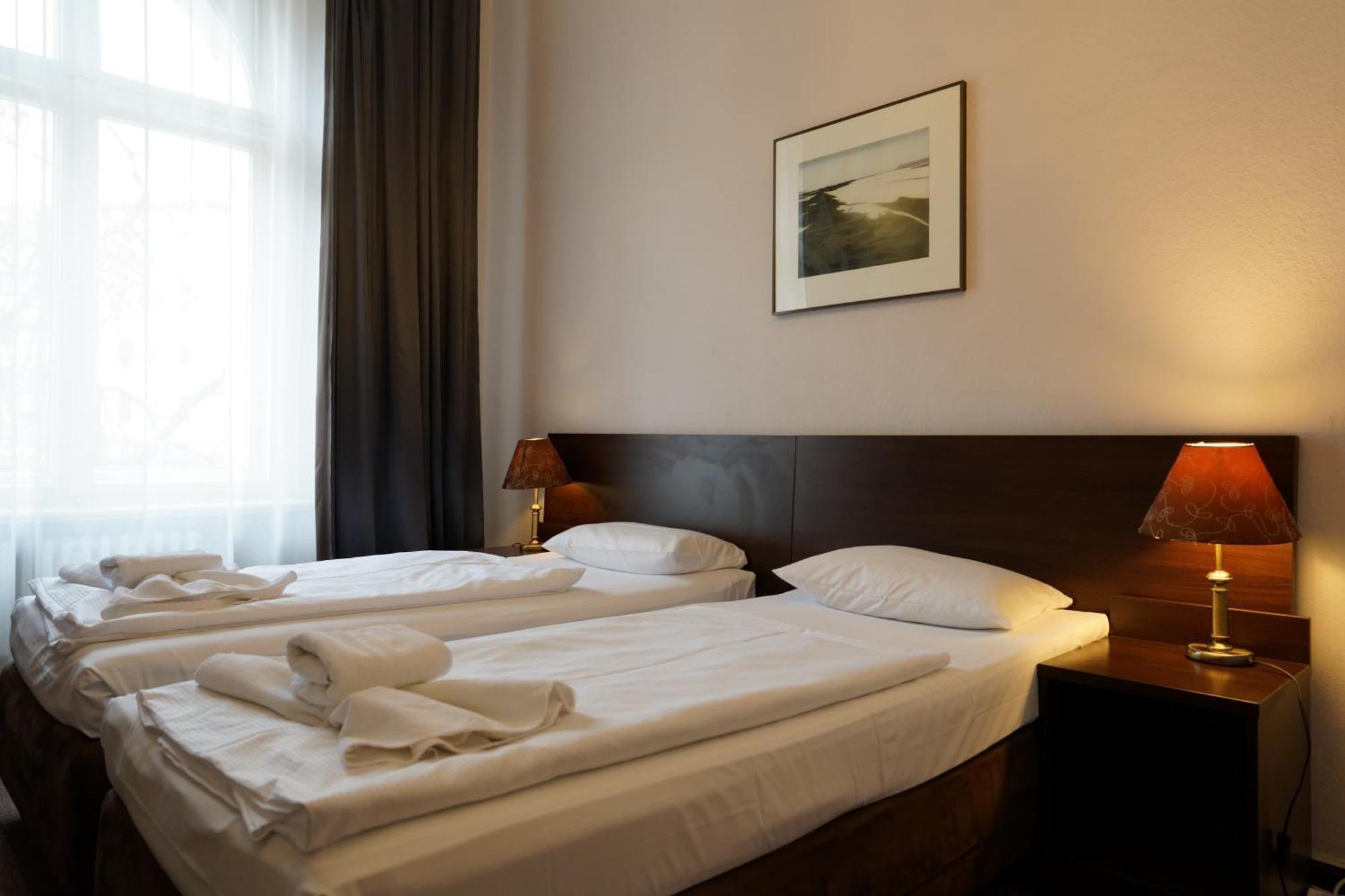 Hotel Pension Xantener Eck Берлін Екстер'єр фото