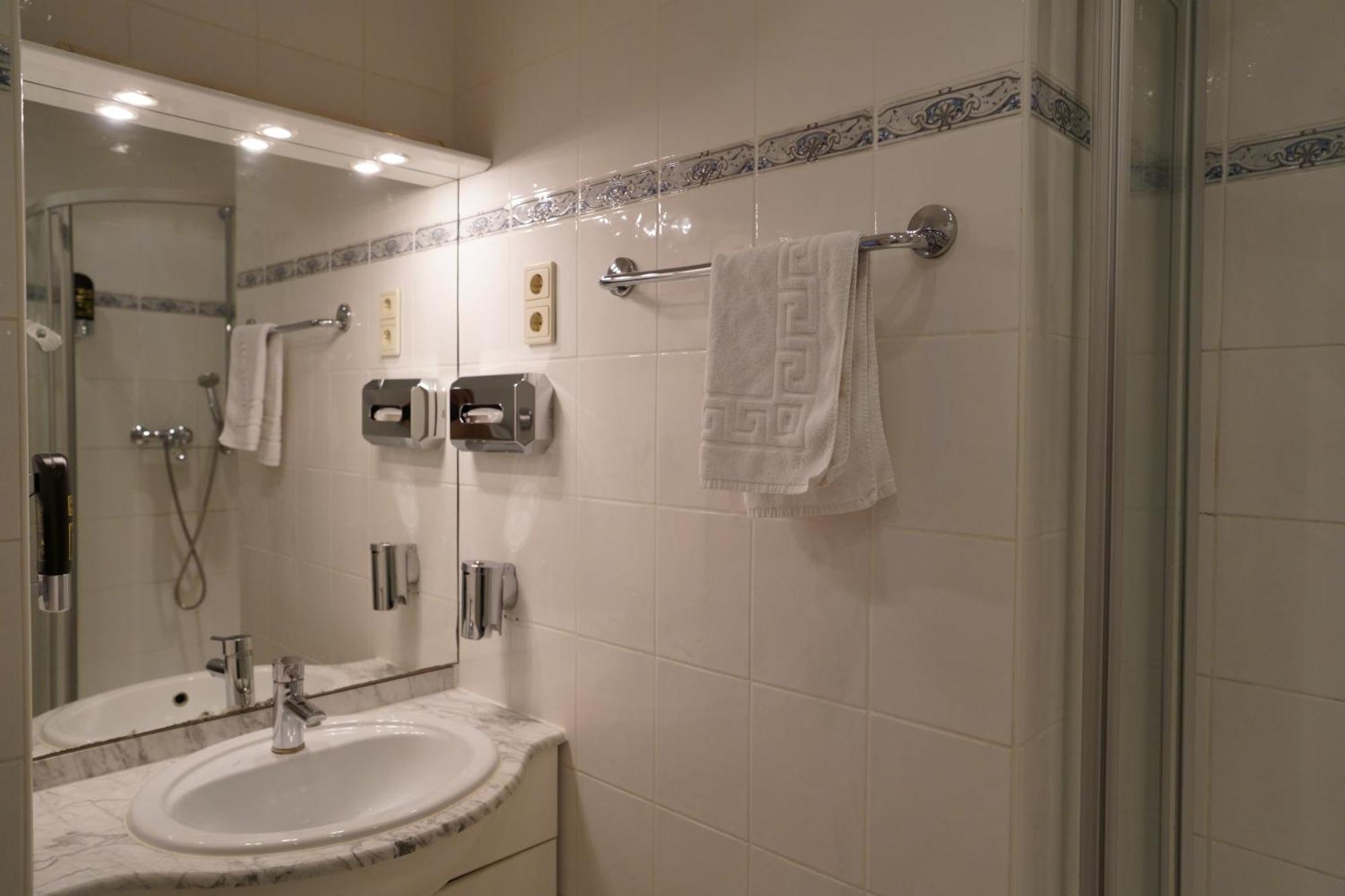 Hotel Pension Xantener Eck Берлін Екстер'єр фото