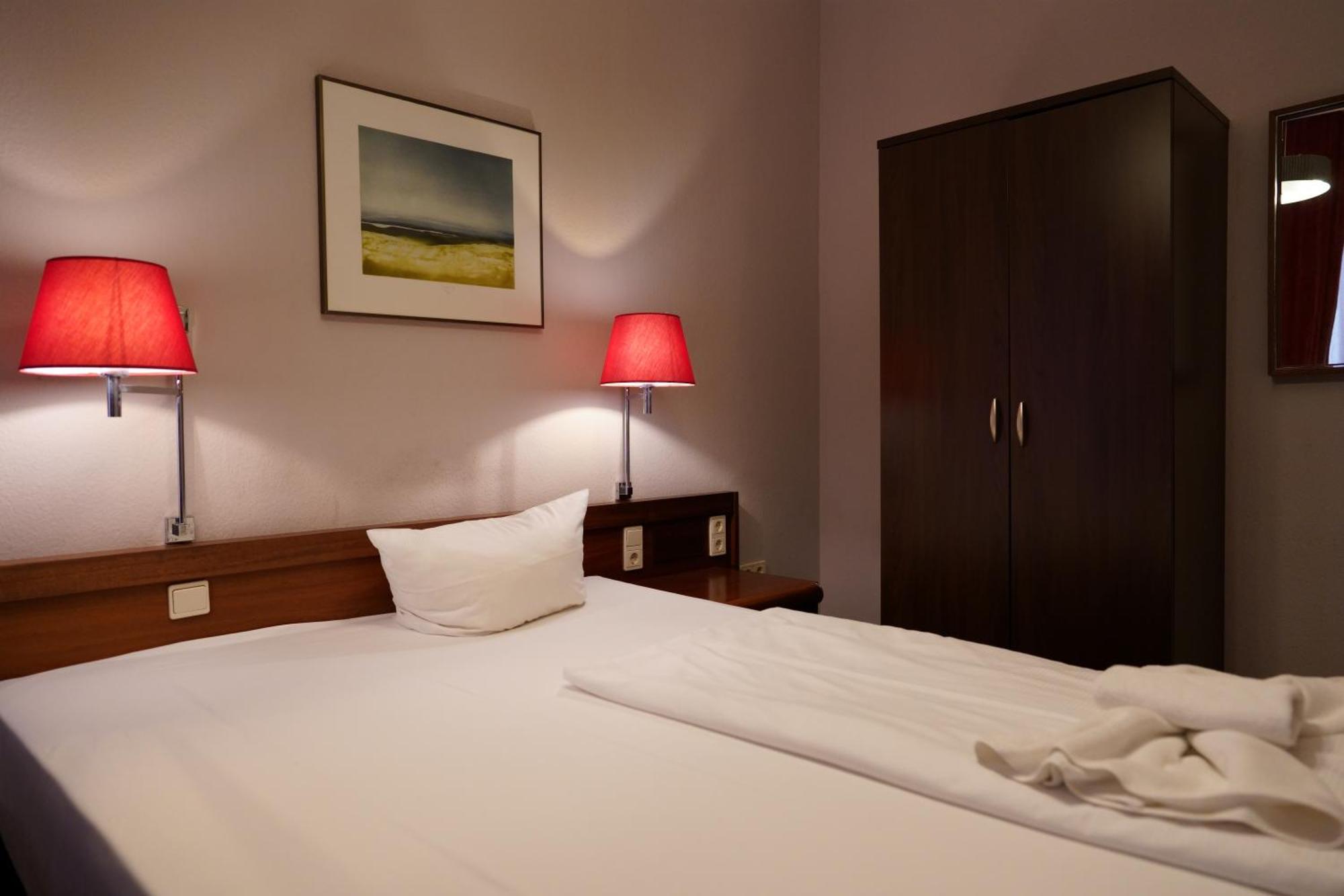 Hotel Pension Xantener Eck Берлін Екстер'єр фото