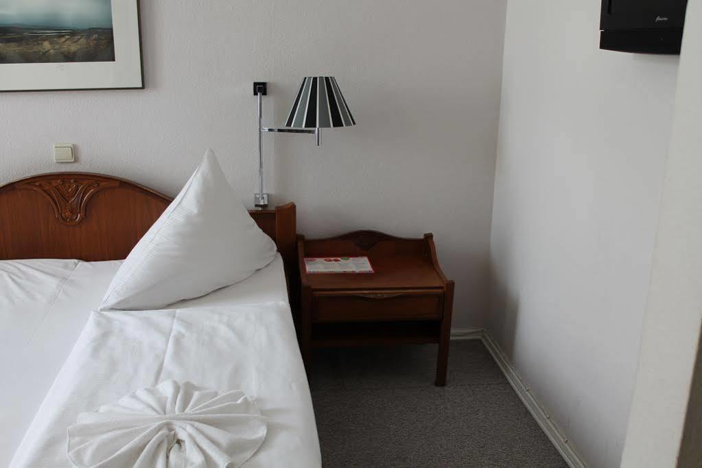 Hotel Pension Xantener Eck Берлін Екстер'єр фото