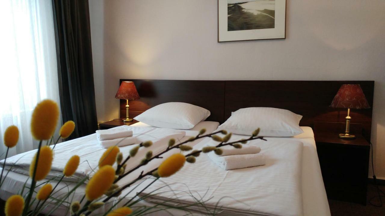 Hotel Pension Xantener Eck Берлін Екстер'єр фото